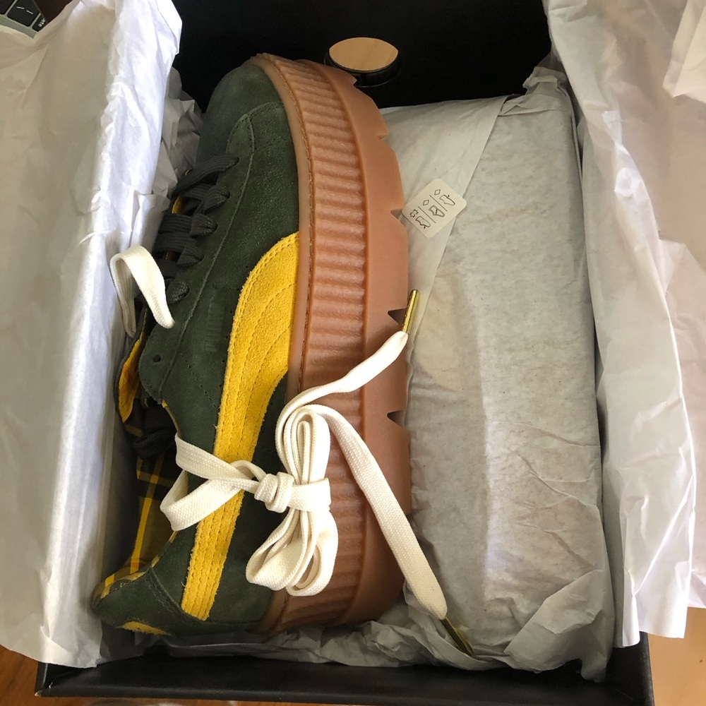 Brand New Fenty Puma Sneaker